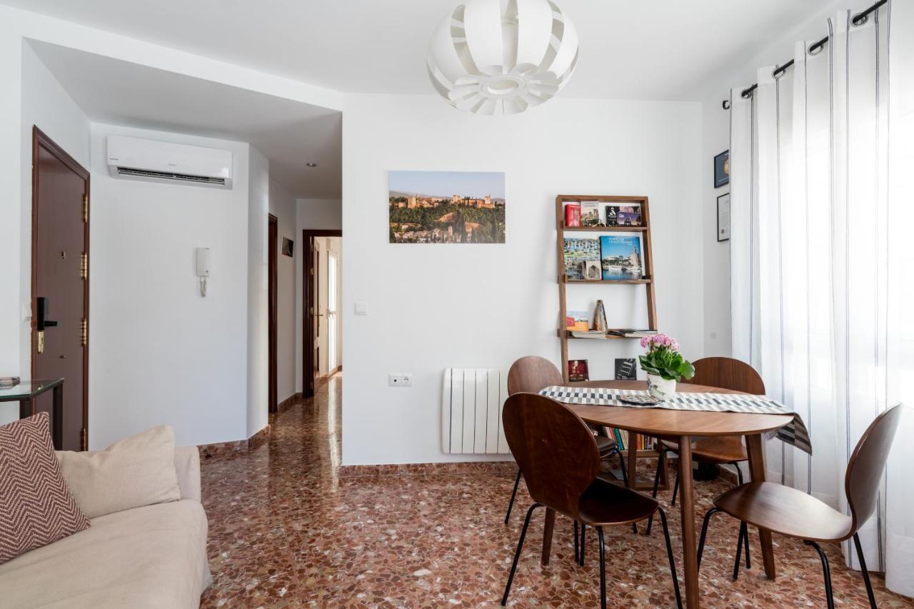 Anna - Triana Apartment Seville Exterior photo